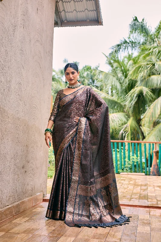 Sonakshi Women's Black Kanjivaram Handloom Zari Woven Traditional Saree with Blouse High Neck Blouse Sonakshi Women's Black Kanjivaram Handloom Zari Woven Traditional Saree with Blouse High Neck Blouse