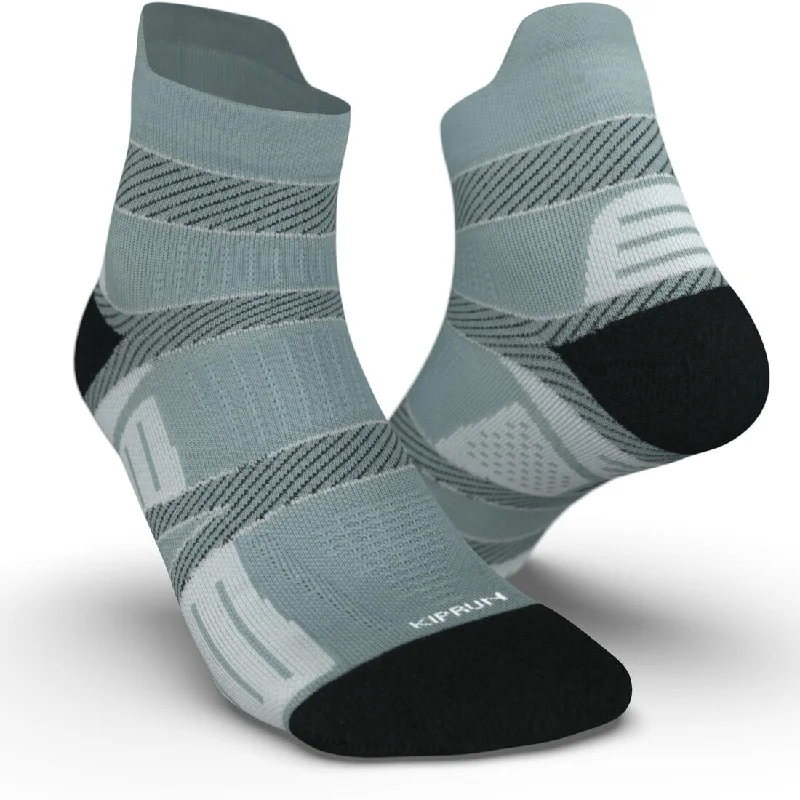 RUNNING SOCKS WITH FINE STRAPS